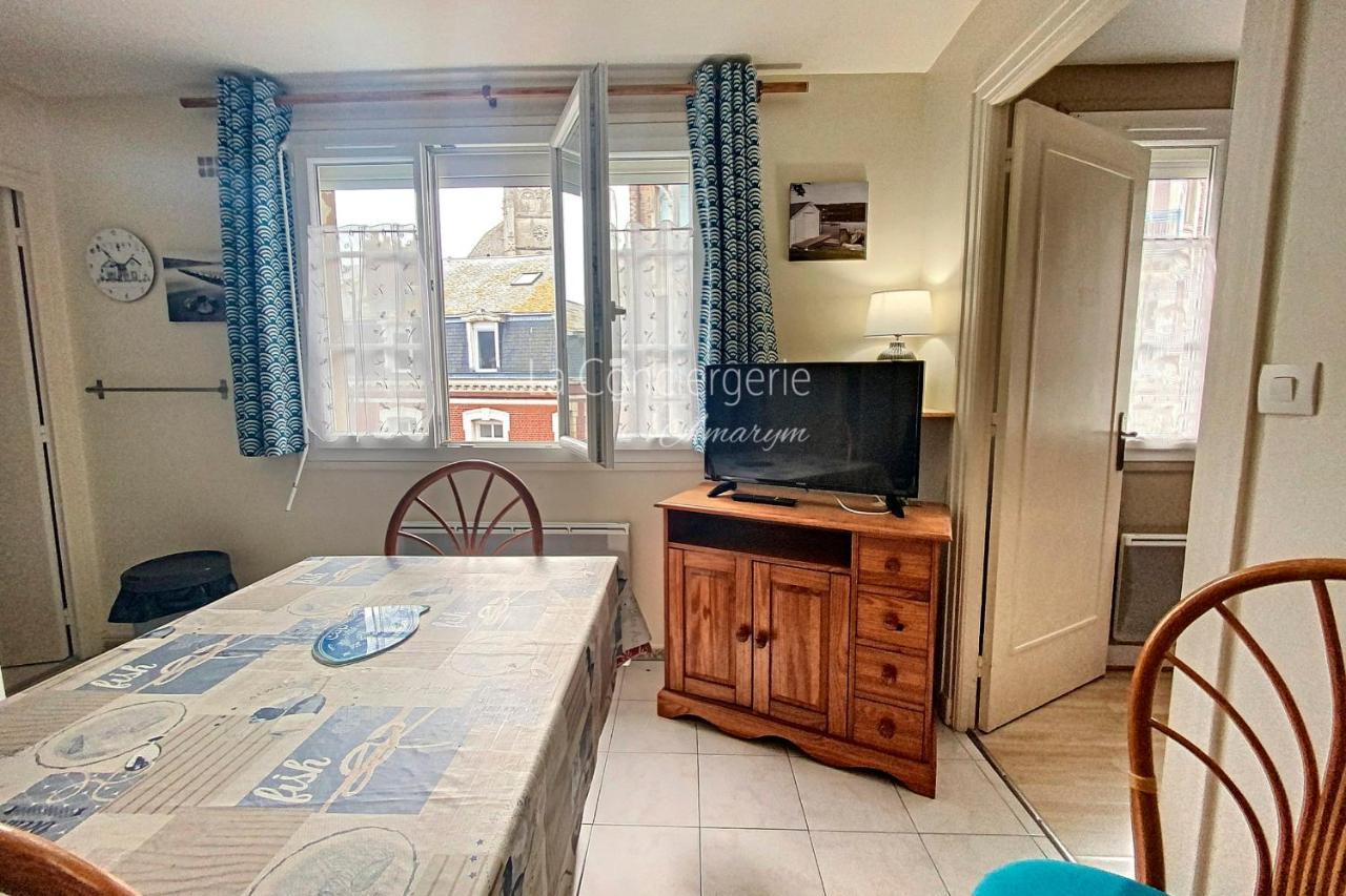 Th 23 - Appartement Vue Sur Le Port 勒特雷波尔 外观 照片